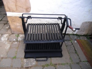 Barbacoa parrilla ajustable